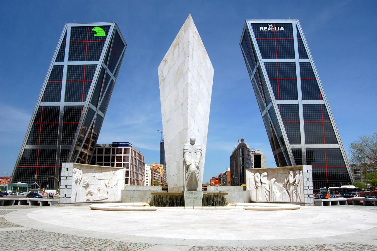 Adosado Cerca Plaza Castilla - Apartamento Cuzco Madrid Kültér fotó